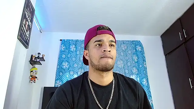 Snapshot of Bigcock_21cm_ chatting on February 3, 10:21 pm Bigcock 21cm online show from February 3, 10:21 pm