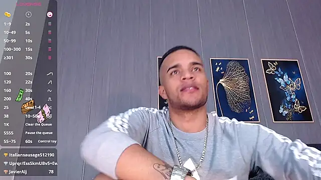 Snapshot of Bigcock_21cm_ chatting on March 18, 11:09 pm Bigcock 21cm online show from March 18, 11:09 pm