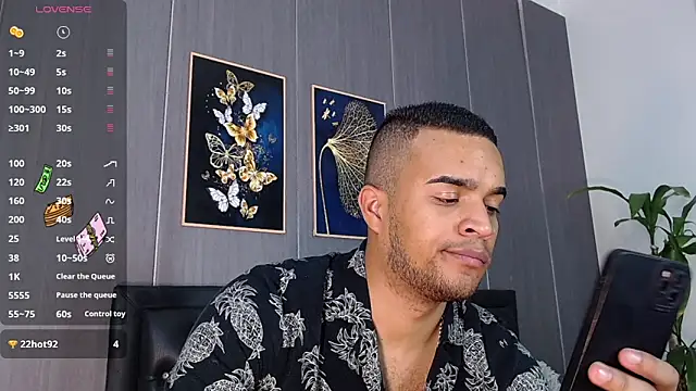 Snapshot of Bigcock_21cm_ chatting on March 21, 10:39 pm Bigcock 21cm online show from March 21, 10:39 pm