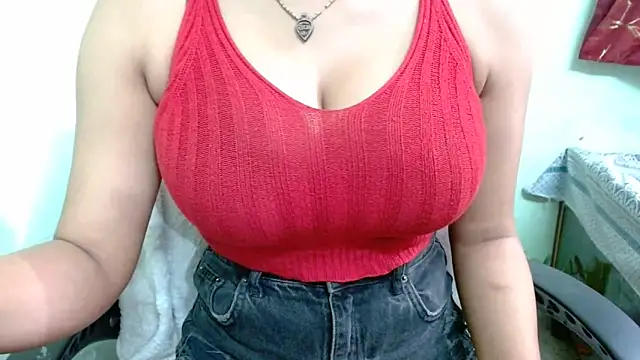 sweet-alia online show from October 6, 1:19 pm