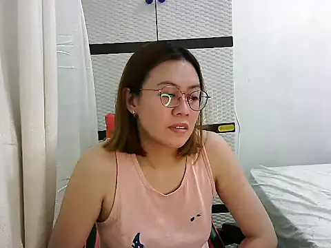 crizzybel online show from March 18, 4:37 pm