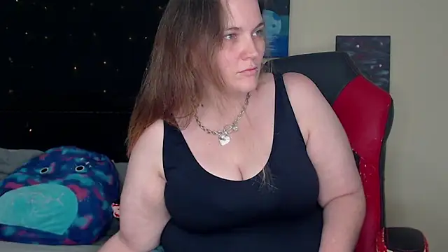 Snapshot of ToxicLilly chatting on December 16, 7:26 am ToxicLilly online show from December 16, 7:26 am