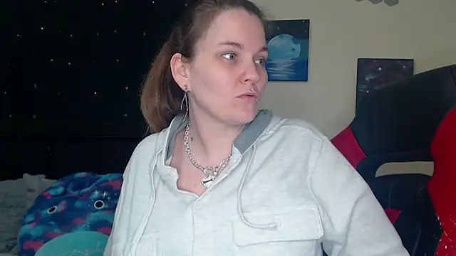 Snapshot of ToxicLilly chatting on March 1, 10:13 am ToxicLilly online show from March 1, 10:13 am