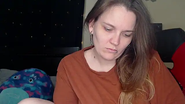 Snapshot of ToxicLilly chatting on March 9, 8:51 am ToxicLilly online show from March 9, 8:51 am