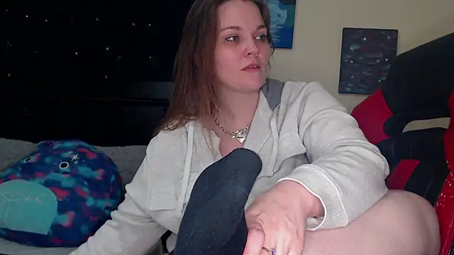 Snapshot of ToxicLilly chatting on March 21, 11:22 am ToxicLilly online show from March 21, 11:22 am