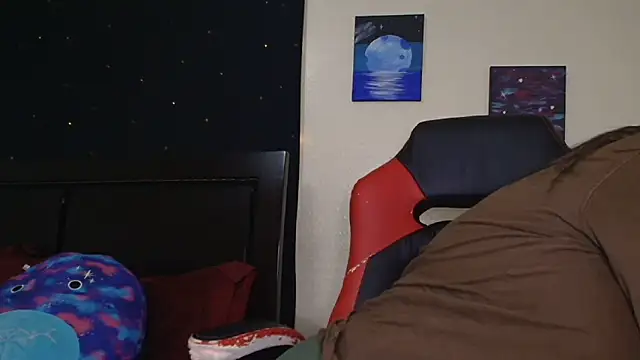 Snapshot of ToxicLilly chatting on October 11, 9:30 am ToxicLilly online show from October 11, 9:30 am