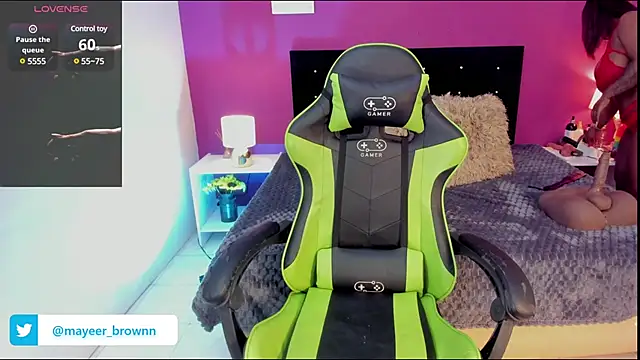 Brunna-Brownn online show from March 22, 12:35 pm