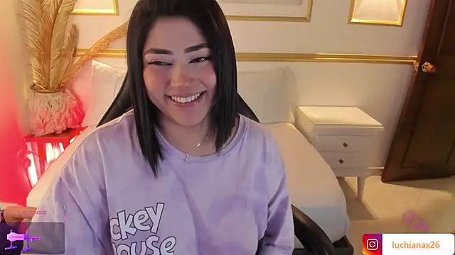 lucy26  online show from February 13, 5:26 am