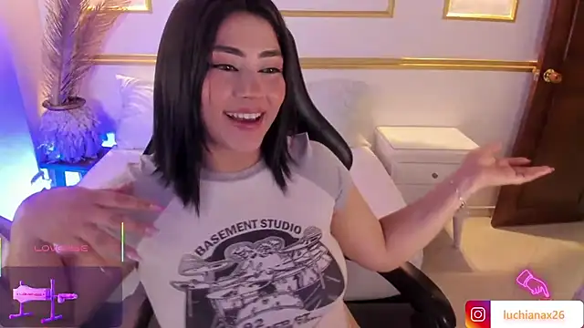 lucy26  online show from March 7, 5:18 am