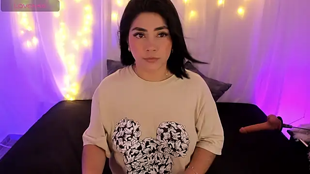 lucy26  online show from September 23, 1:52 am