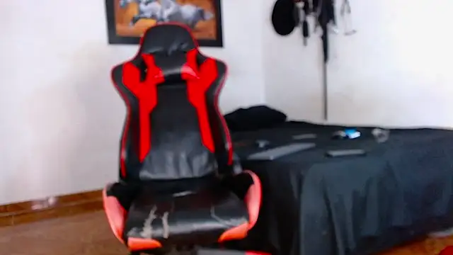 leonidas 18k online show from February 25, 3:42 am