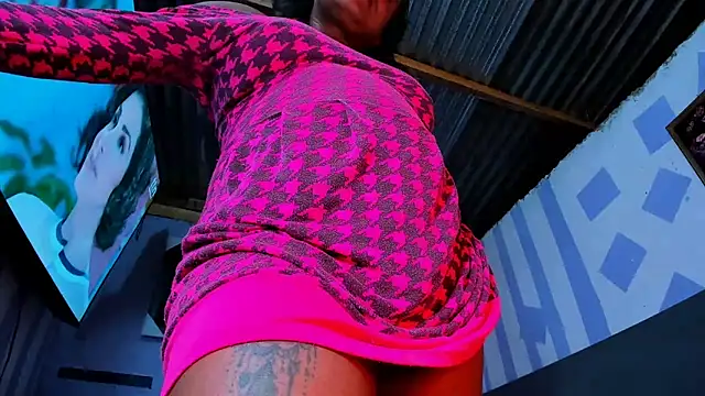 luciana osorno online show from February 12, 2:03 am