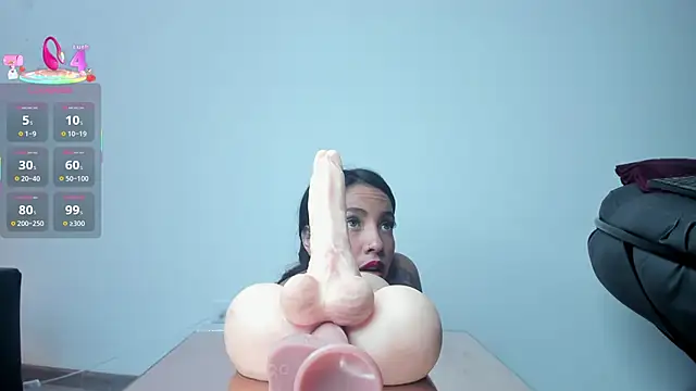 Snapshot of miss_vaiolette chatting on March 21, 11:01 am miss vaiolette online show from March 21, 11:01 am