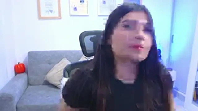 annylouis online show from November 2, 7:16 pm