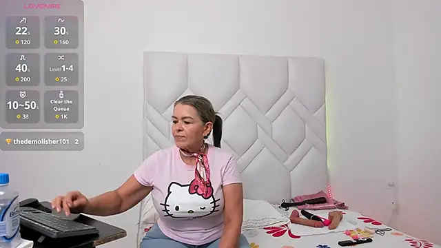 Mature Hard online show from September 30, 9:20 pm