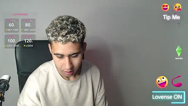 Snapshot of Daiki_Jack chatting on December 22, 3:11 pm Daiki Jack online show from December 22, 3:11 pm