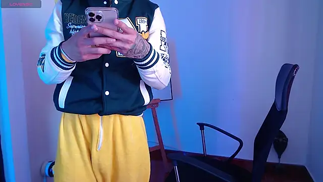 Snapshot of Daiki_Jack chatting on January 13, 3:26 pm Daiki Jack online show from January 13, 3:26 pm