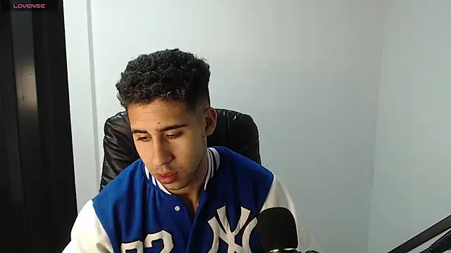 Snapshot of Daiki_Jack chatting on March 3, 11:46 pm Daiki Jack online show from March 3, 11:46 pm