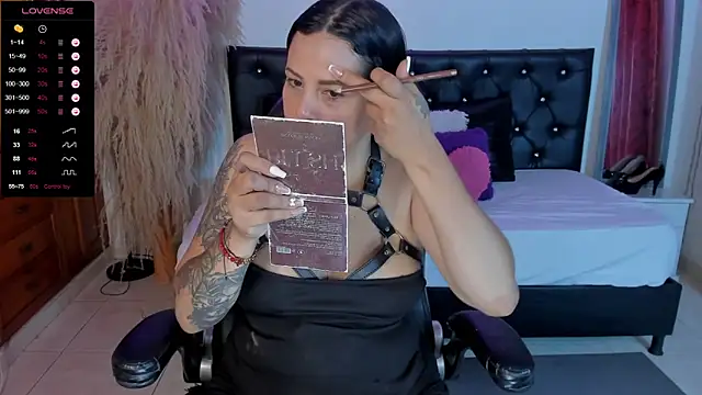 Snapshot of Bianka_olivetto021 chatting on January 10, 9:20 pm Bianka olivetto021 online show from January 10, 9:20 pm