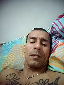 Snapshot of couplepregnantdick20 chatting on February 5, 8:04 pm couplepregnantdick20 online show from February 5, 8:04 pm