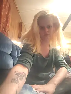 BadAssBitchMakayla online show from December 3, 11:58 pm