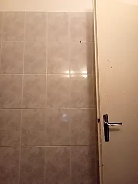 callmelouve online show from November 19, 7:58 pm