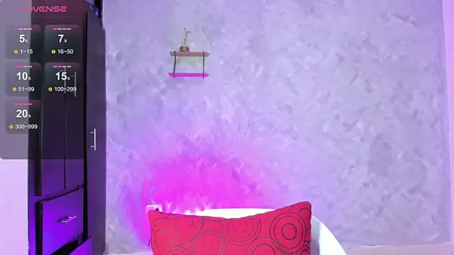 Snapshot of Bellagh1 chatting on September 19, 7:25 pm Bellagh1 online show from September 19, 7:25 pm