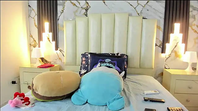 mollieblue69 online show from February 14, 12:47 pm