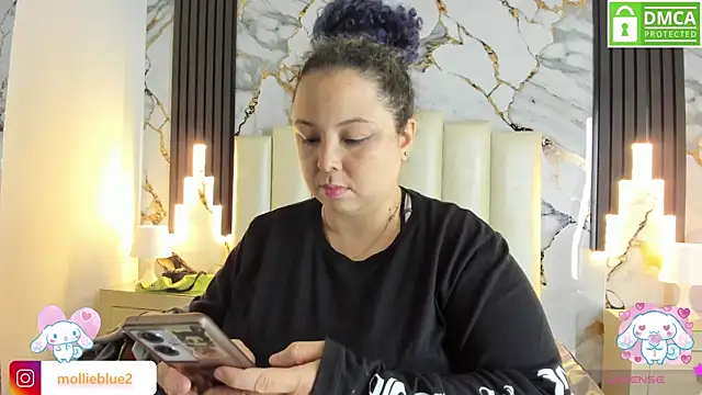 mollieblue69 online show from February 23, 6:01 pm