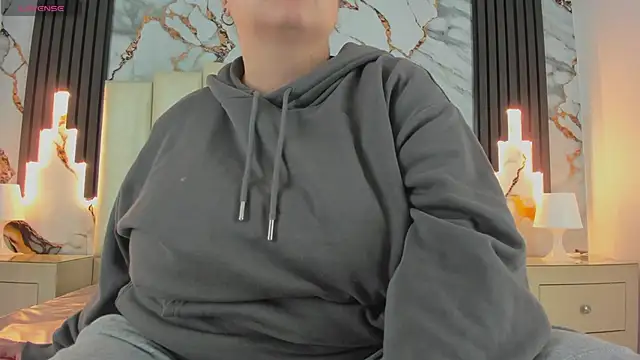 mollieblue69 online show from March 14, 12:29 pm