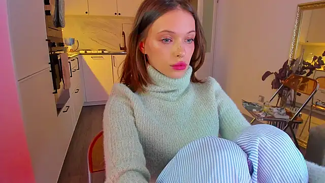 Kossie  online show from February 7, 5:40 pm