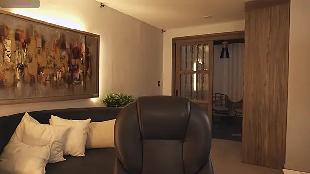 Snapshot of MaryLewis_ chatting on September 26, 12:20 pm MaryLewis online show from September 26, 12:20 pm