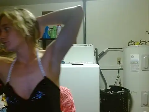 missymilf online show from October 12, 12:53 am