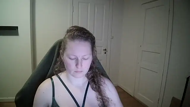 Girlnina-1995 online show from February 7, 3:19 pm