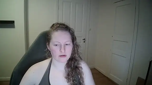 Girlnina-1995 online show from February 11, 2:35 pm