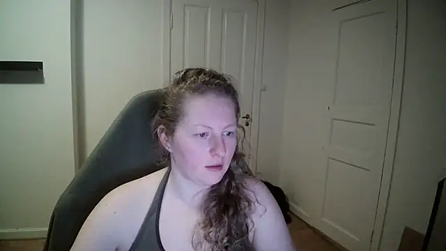 Girlnina-1995 online show from February 11, 7:48 pm