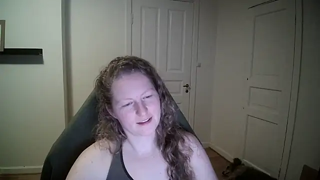 Girlnina-1995 online show from March 3, 6:44 pm