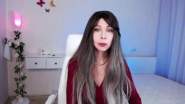 Snapshot of wendifoste chatting on December 18, 7:19 pm wendifoste online show from December 18, 7:19 pm