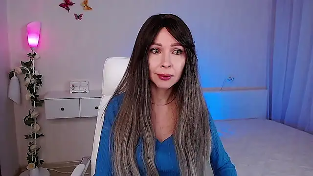 Snapshot of wendifoste chatting on February 24, 4:58 pm wendifoste online show from February 24, 4:58 pm