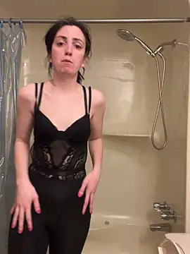 Snapshot of XXlolaXX chatting on January 27, 11:54 pm XXlolaXX online show from January 27, 11:54 pm