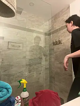 Snapshot of XXlolaXX chatting on February 3, 4:20 pm XXlolaXX online show from February 3, 4:20 pm