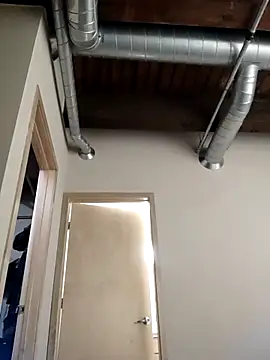 eatmeplease44 online show from March 6, 2:51 pm