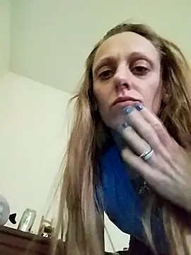 eatmeplease44 online show from November 20, 7:02 pm