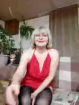 Snapshot of IrmaRose chatting on February 3, 2:02 pm IrmaRose online show from February 3, 2:02 pm