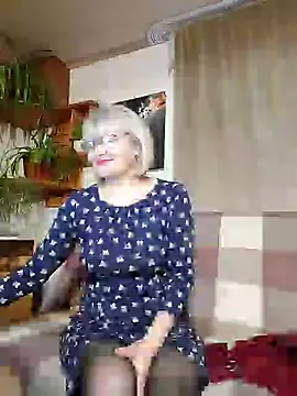 Snapshot of IrmaRose chatting on February 20, 1:19 pm IrmaRose online show from February 20, 1:19 pm