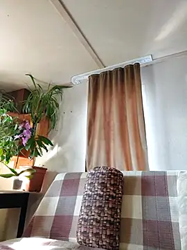 Snapshot of IrmaRose chatting on September 16, 4:46 am IrmaRose online show from September 16, 4:46 am