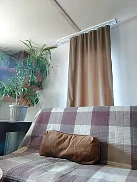 Snapshot of IrmaRose chatting on September 29, 7:57 am IrmaRose online show from September 29, 7:57 am