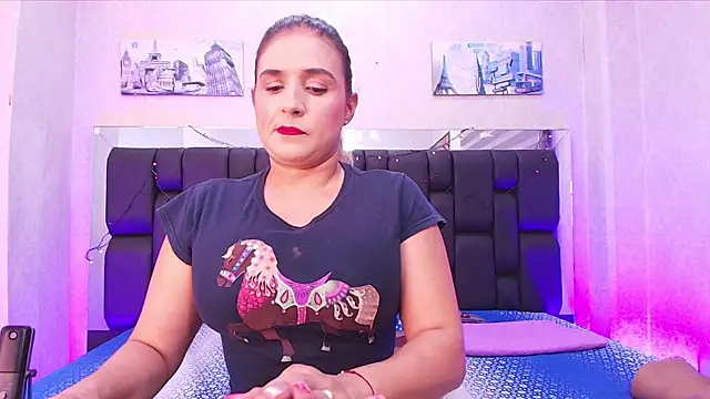  carolina fox online show from February 8, 3:08 am