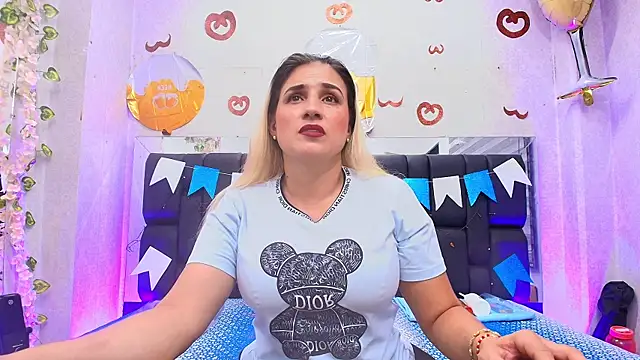  carolina fox online show from September 23, 3:09 am