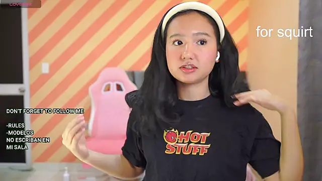 Pinkie Princes online show from January 22, 12:06 am